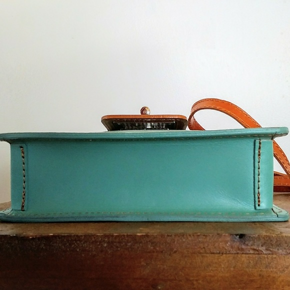 NWOT Vera Pelle Small Leather Crossbody - Picture 4 of 6